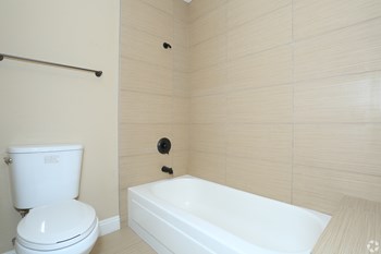 Bathroom - Photo Gallery 28