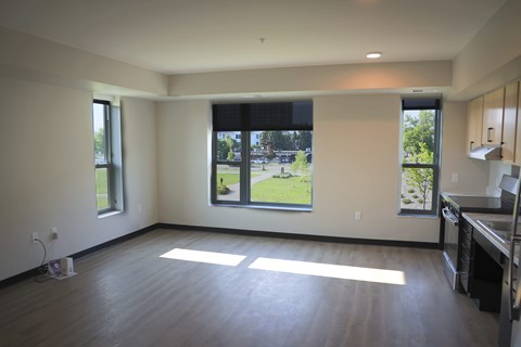 2285 Hillcrest Ave Studio-2 Beds Apartment for Rent