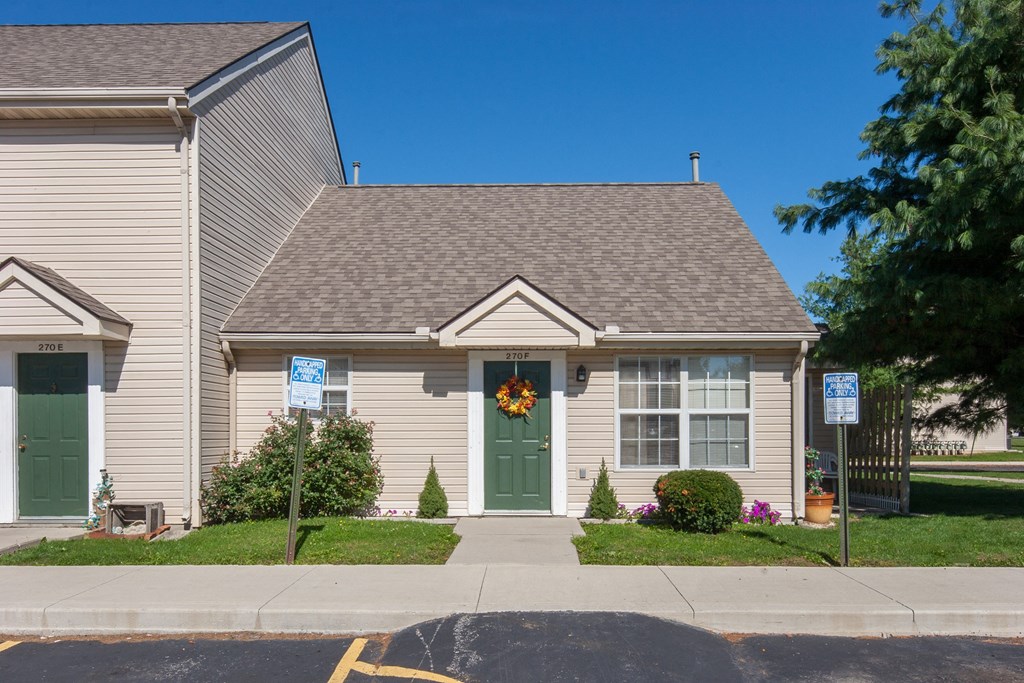 Highland Village Image