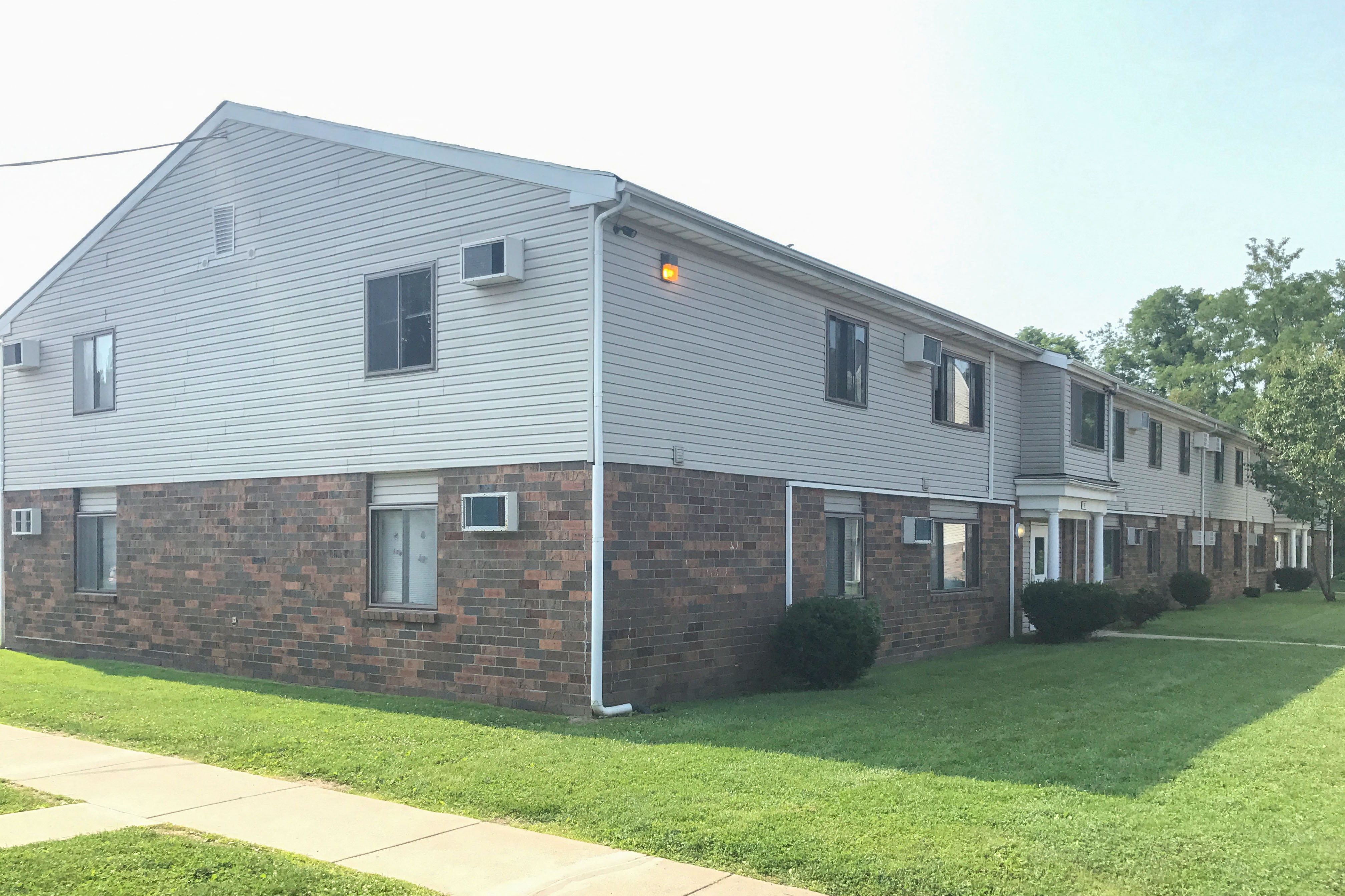 Ridgewood Place Apartments, 601 Two Ridge Road, Wintersville, OH RentCafe