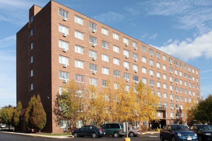 Riverview Manor Apartments, 15 West Connelly Boulevard, Sharon, PA