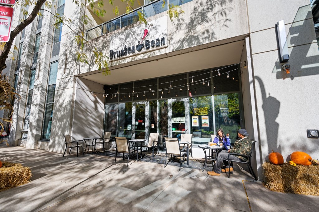 On-Site Coffee Shop at Shoreham and Tides Apartments, Chicago, Illinois