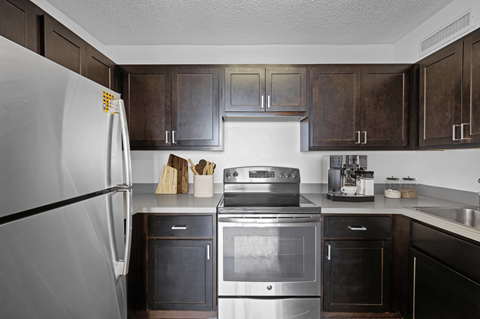 Stainless steel appliances at Presidential Towers in Chicago IL