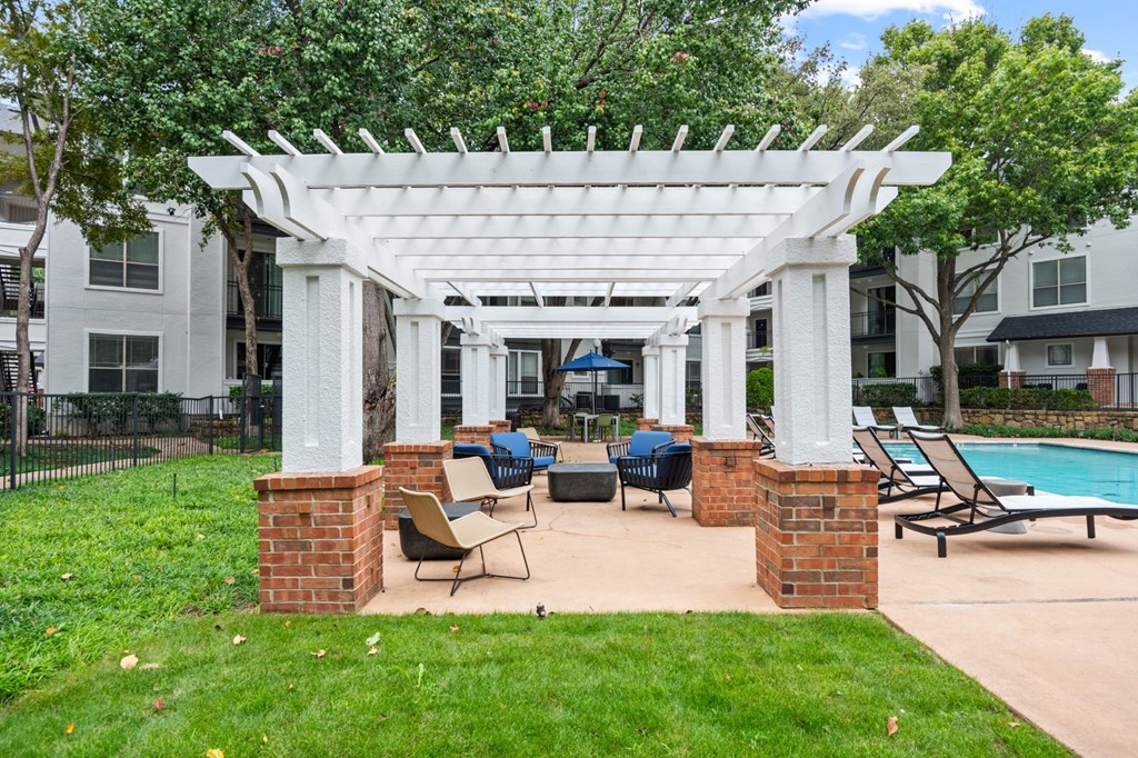 Comfortable outdoor seating at Mission Gate in Plano TX