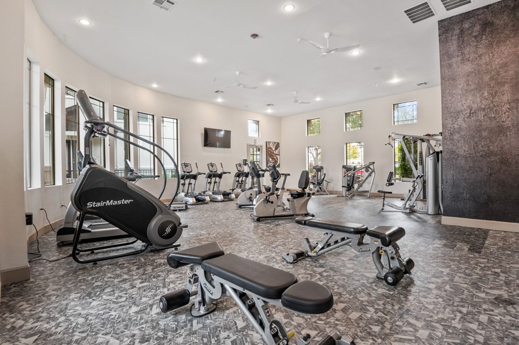 Strength Equipement at Mission Gate, Plano, TX