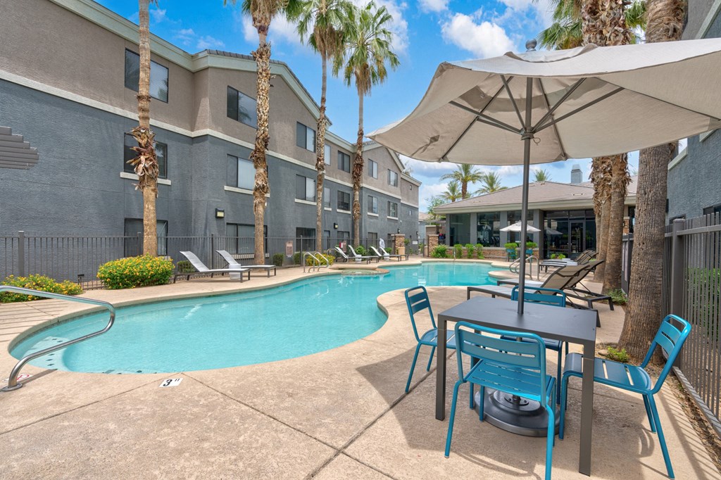 Covered Pool-Side Tables at Element Deer Valley in Phoenix, AZ