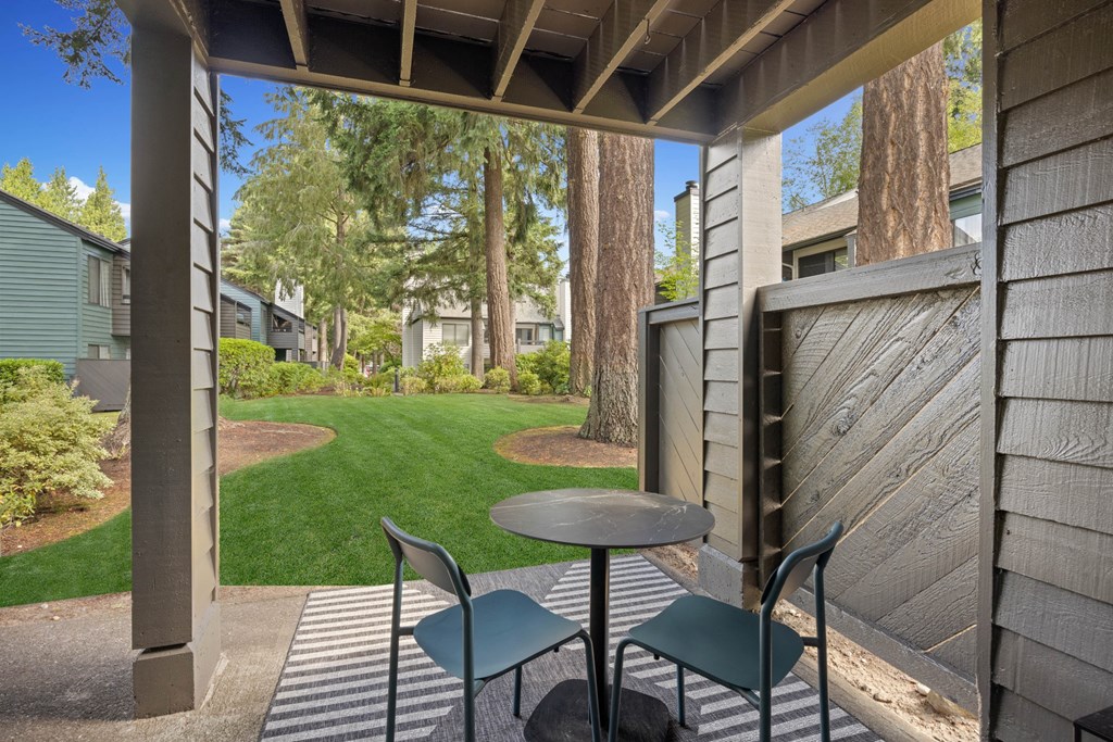 Private Patio at The Lakes in Bellevue, WA 98007 Private Patio at The Lakes in Bellevue, WA 98007