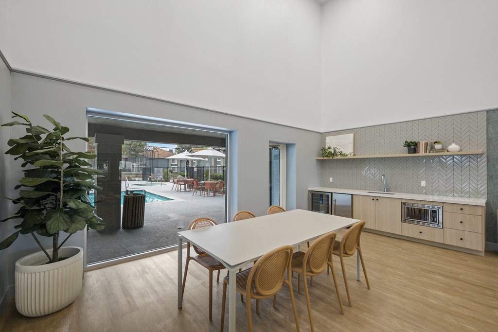 Resident Lounge at Citrine Hills, Ontario, CA 91761