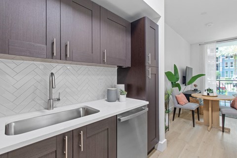 Stainless Steel Dishwashers at One Plantation in Plantation, FL 33324