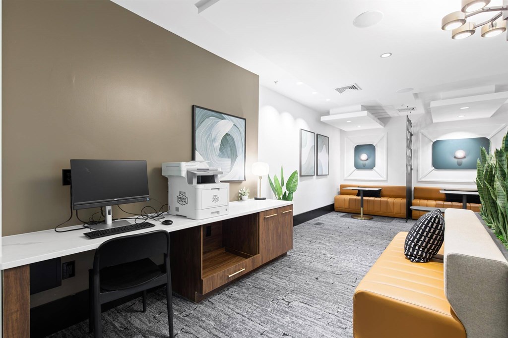 Business Center at Heights at Glen Mills Apartments in Glen Mills, PA 19342