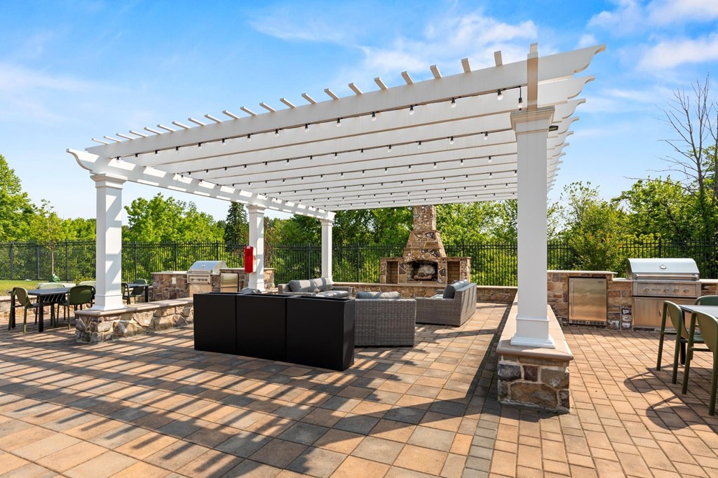 BBQ Patio Area at Heights at Glen Mills Apartments in Glen Mills, PA 19342