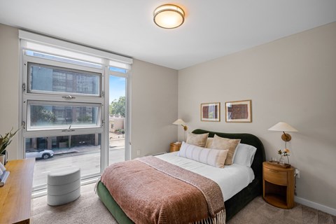 Large Bedroom at L Seven Apartments in San Francisco, CA 94103