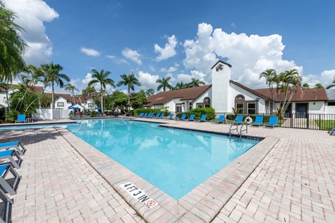 Resort Style Outdoor Pool at The Landings at Pembroke Lakes Apartments in Pembroke Pines, FL 33025