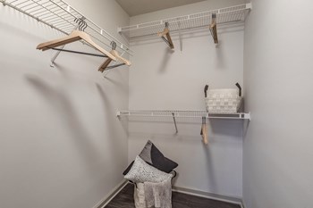 1300 Beaver Ruin Road 1-3 Beds Apartment for Rent - Photo Gallery 11