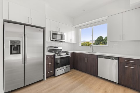 Modern Kitchen at Reserve at Chino Hills Apartments in Chino Hills, CA 91709