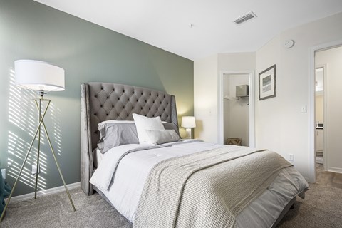 Gorgeous Bedroom at Country Club Lakes, Florida