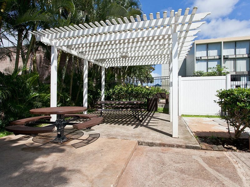 Palms of Kilani Outdoor Patio at Palms of Kilani, Wahiawa, HI
