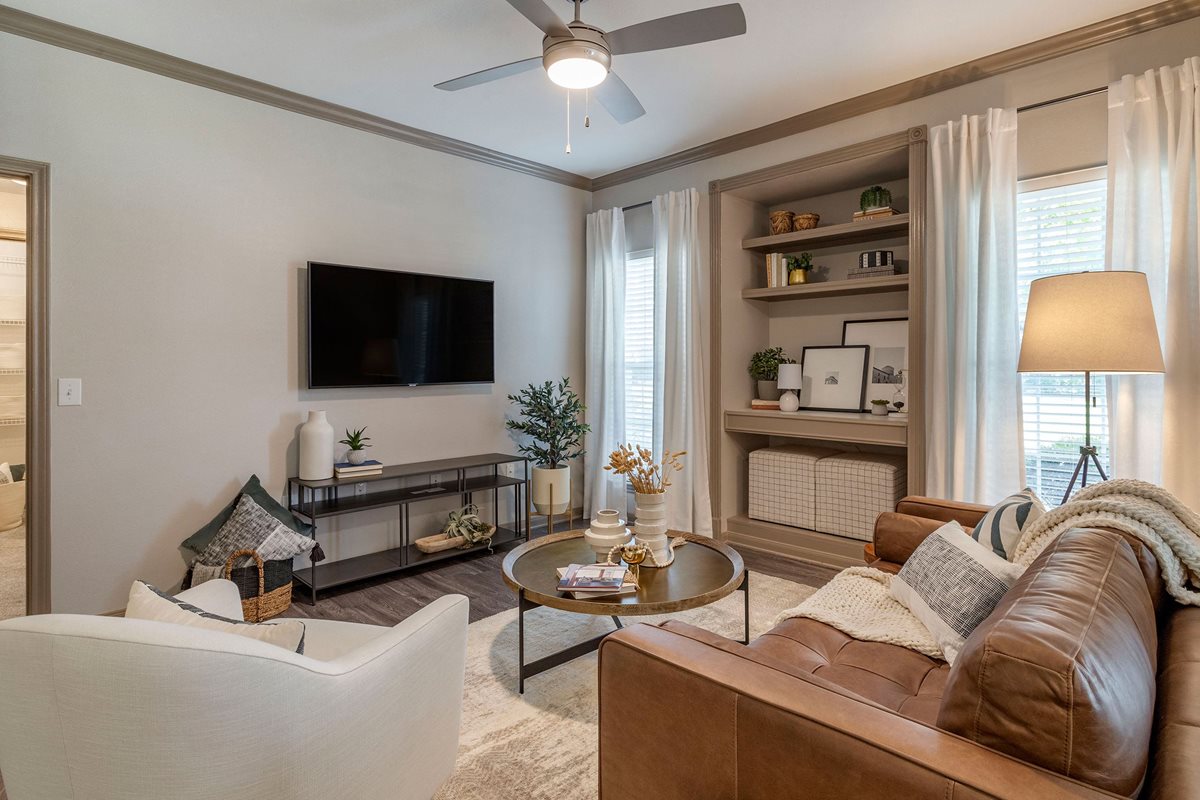 Reserve By The Lake Apartments