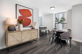 Dining Area at Shoreham and Tides, Illinois, 60601 - Photo Gallery 2