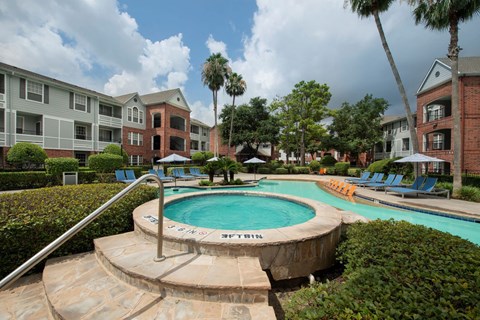 our apartments offer a swimming pool in front of our building at Veranda at Centerfield, Houston, 77070