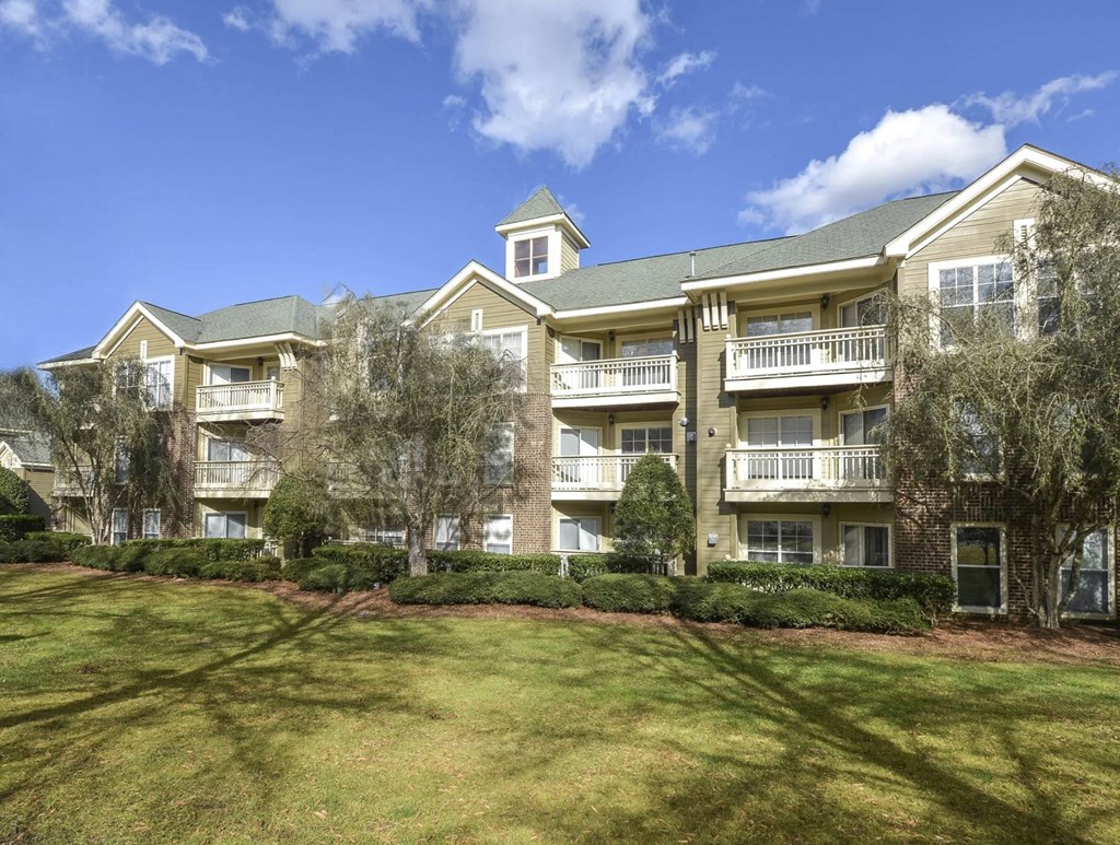 exterior view of the preserve at city center apartments at Ashford Green, Charlotte, NC