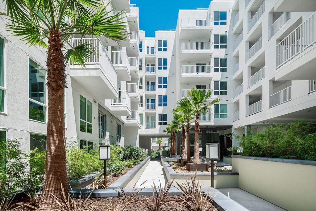 Outdoor at G12, Los Angeles, CA