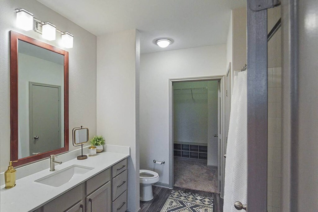 Gramercy on the Park Bathroom at Gramercy on the Park, Dallas, Texas