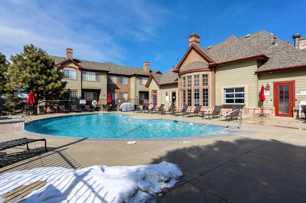 the swimming pool at The links at Plum Creek Apartments, Castlerock, CO