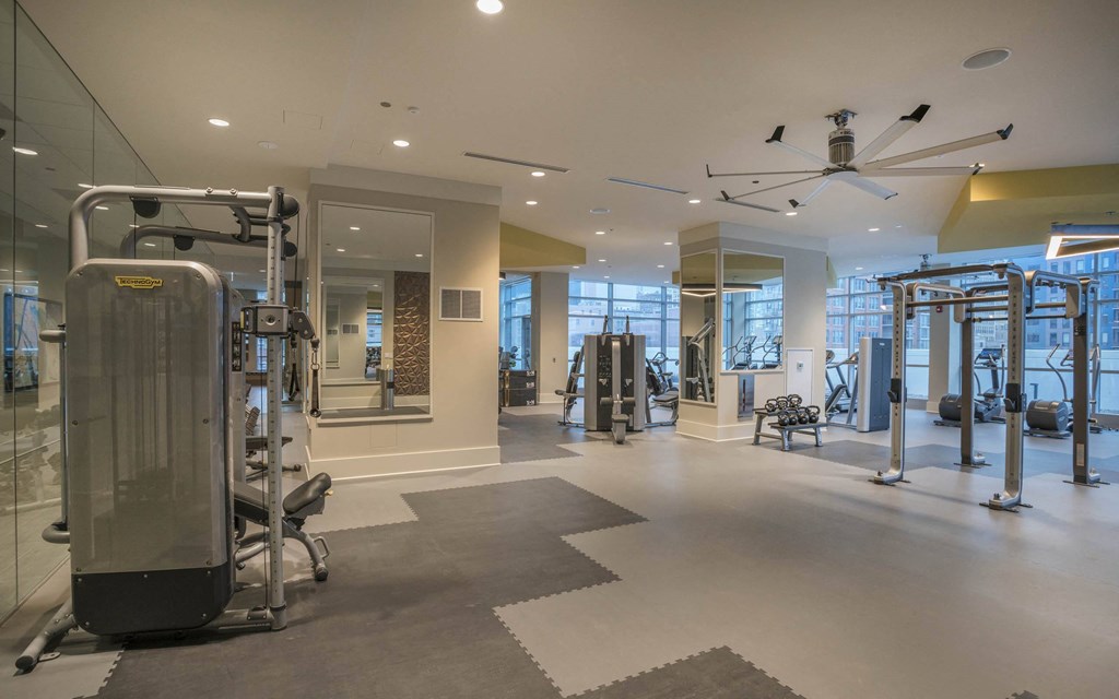 State Of The Art Fitness Center at The Elle Apartments, Chicago, IL