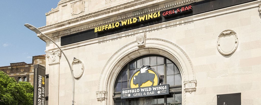 Grill and Bar at 15 Bank Apartments, New York, 10606