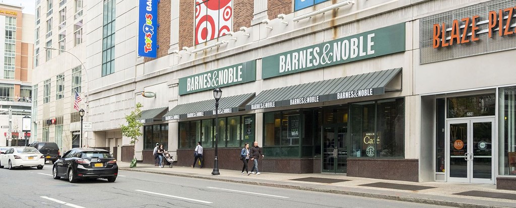 Barnes & Noble at 15 Bank Apartments, New York