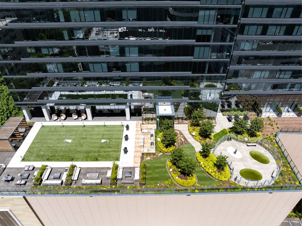Play Play at 903 Peachtree, Georgia, 30309