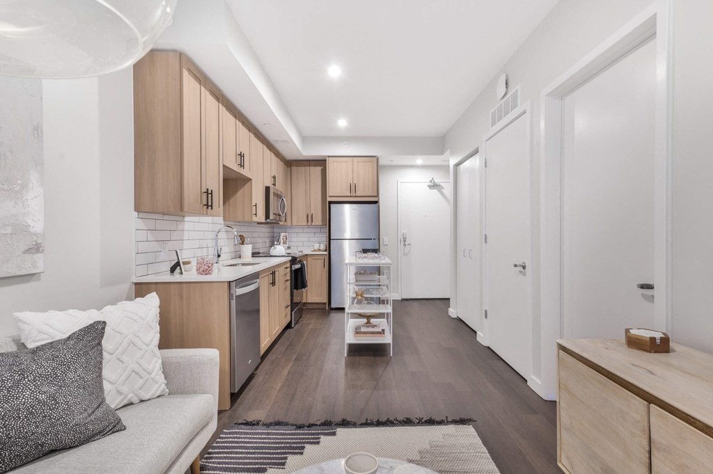 Living with open kitchen Living with open kitchen at 903 Peachtree, Atlanta, 30309