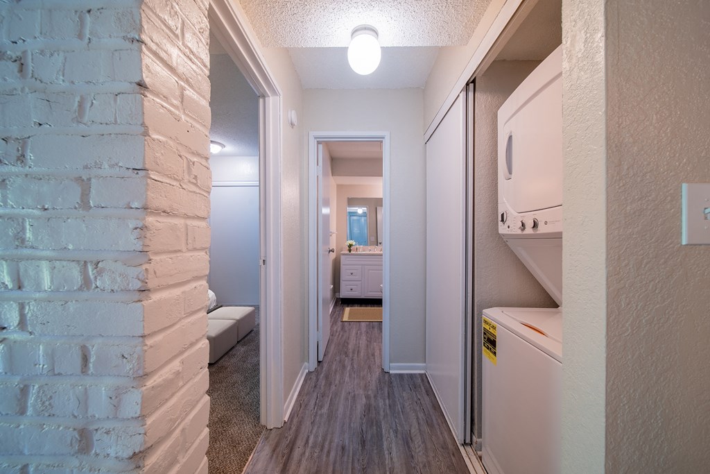 Interior - Washer & Dryer