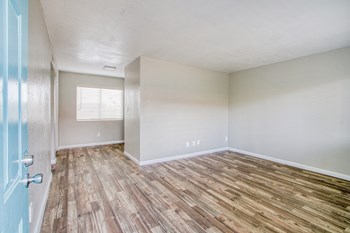 Two Bedroom, One Bath - Photo Gallery 15