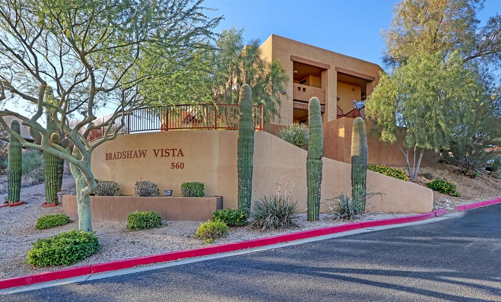 A desert style apartment called Bradshaw Vista in Wickenburgh
