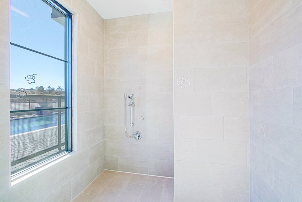 Dog Wash at 2051 Apartments, Prescott, 86301