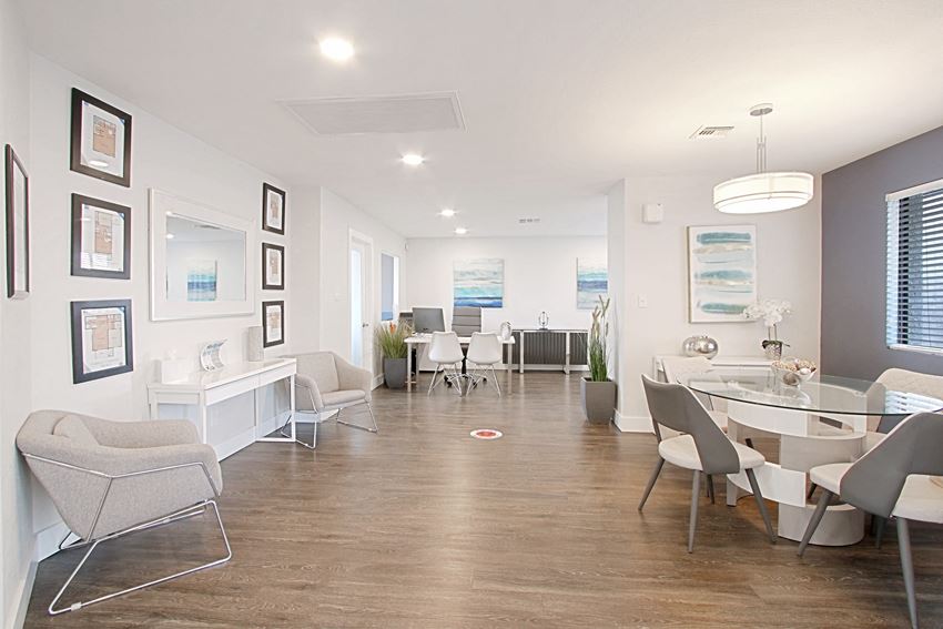 2107 W. Broadway Rd Studio-2 Beds Apartment for Rent - Photo Gallery