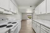 2-bedroom apartment at Gardens Apartments in Glendale