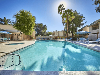 Swimming pool at The Viridian Apartments in Scorttsdale, Arizona 85250