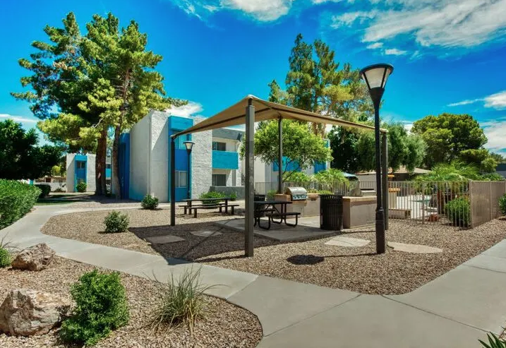 Picnic Area Picnic Area at Sycamore Square Apartments, Mesa, AZ