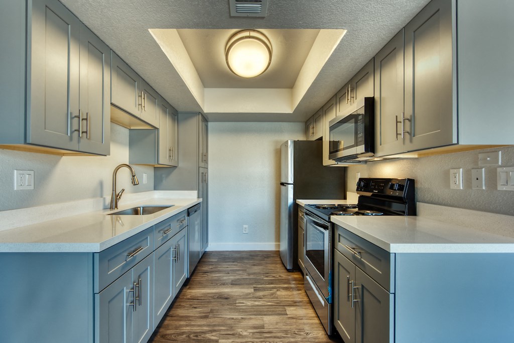 Fully Equipped Kitchen at Tela Verde Apartment Homes, Glendale, AZ