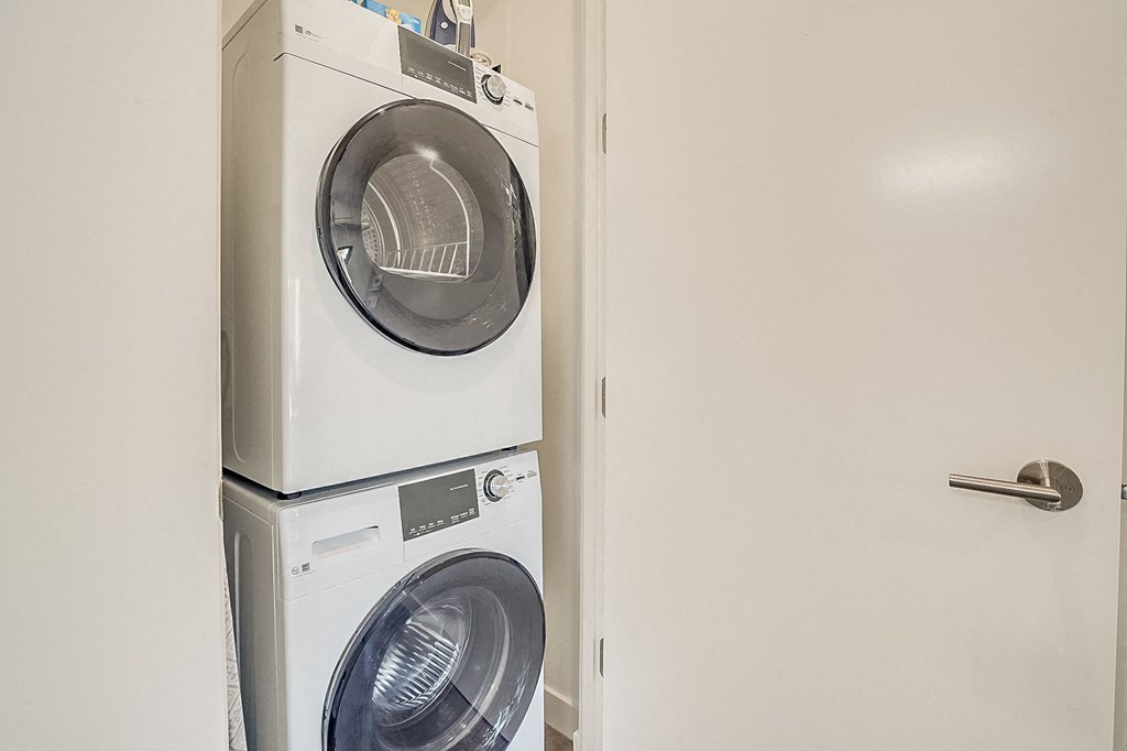 Eclipse Luxury Apartments