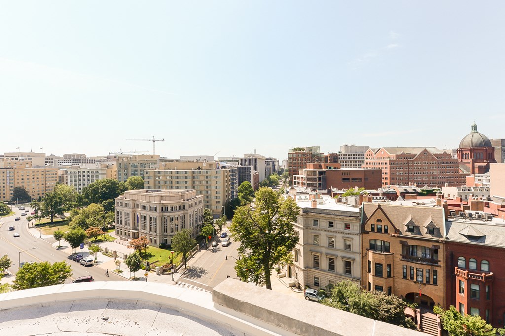 rooftop view at baystate apartments in washington dc