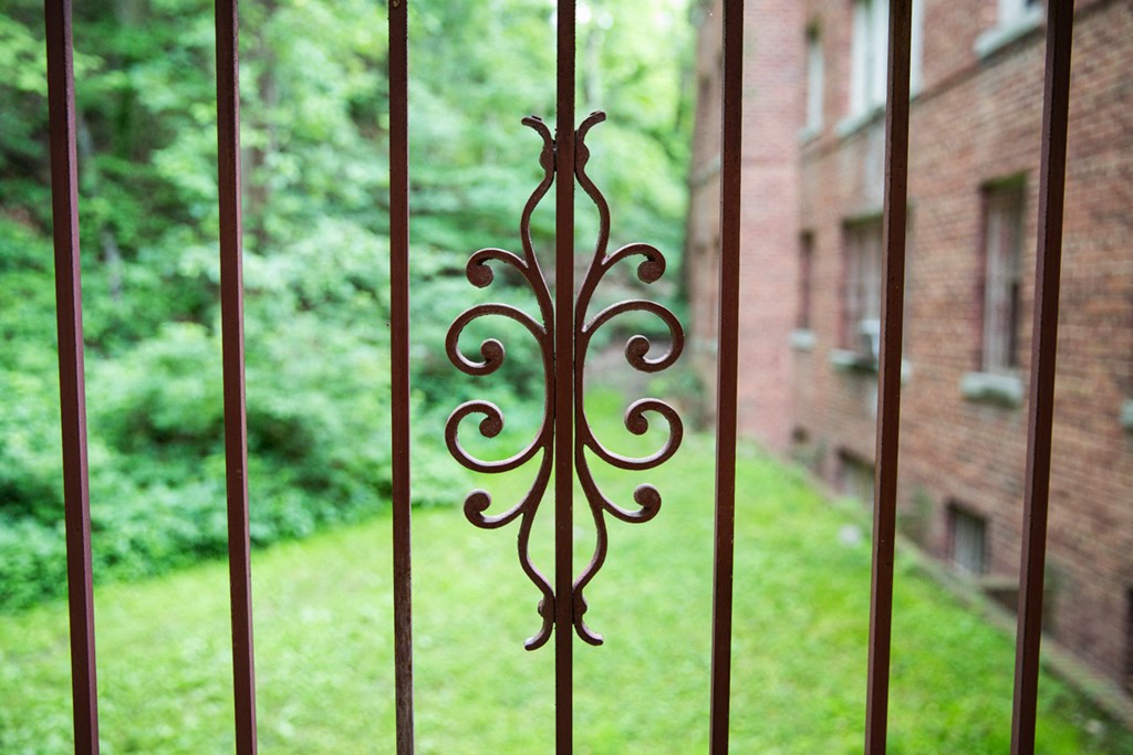 backyard view at 3101 pennsylvania apartments in washington dc