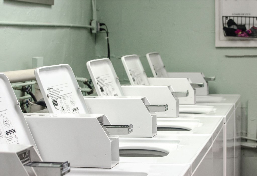 the calverton apartments laundry room