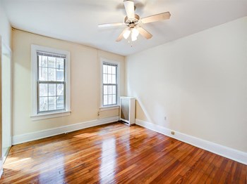 3151 Mount Pleasant Living Room 3151-Mount-Pleasant-Living-Room - Photo Gallery 5