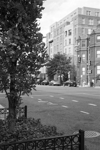 Black-and-White-14th-Street-Photo - Photo Gallery 17