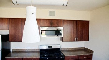Sheridan-Station-Apartments-Kitchen Sheridan-Station-Apartments-Kitchen - Photo Gallery 4