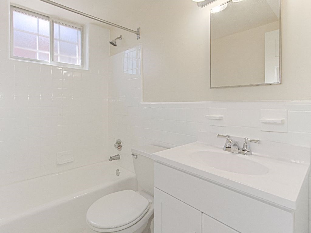 bathroom at grandview village apartments in shipley terrace washington dc